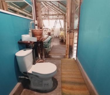 Palomino Cabin | Inviting La Casa en el Aire: Pet Friendly with Hot Tub & More