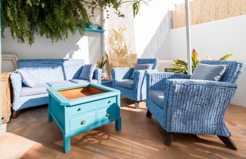 Les Alqueries House | Pet-Friendly Escape at La Casa Azul with Pool Access