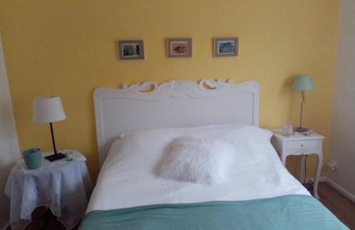 Cuebris Bed & Breakfast | Relax at La Casa with Oceanfront Views and a Pool
