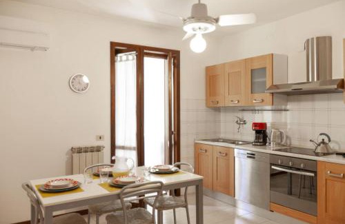 Desenzano del Garda Apartment | Discover Family-Friendly Comfort at La Casa Gialla
