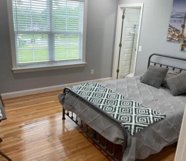 Whitsett House | Eco-Friendly Retreat at La Casa Grande Hosting