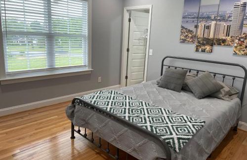 Whitsett House | Eco-Friendly Retreat at La Casa Grande Hosting