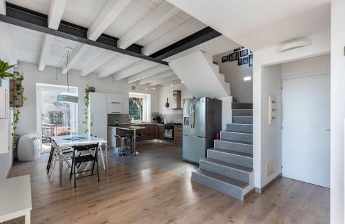 Nord-Est House | La Casa In Collina Con Vista