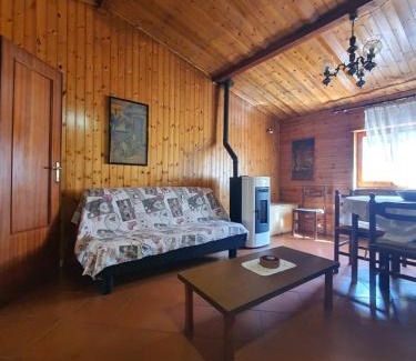 Villalago Apartment | Cozy La Casa in Montagna: Pet & Child Friendly Retreat