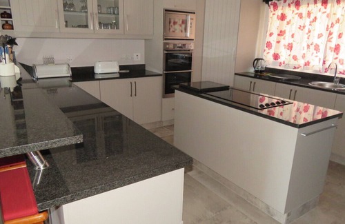 uMlalazi House | Unwind at La Casa Karina on Blythedale Beach, Rated 10/10