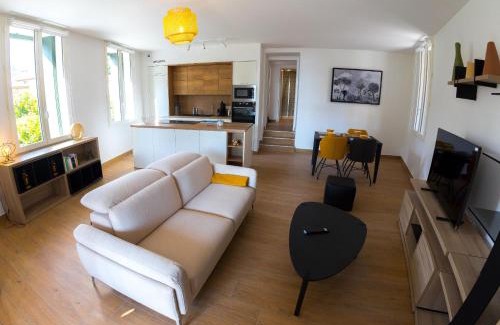 Collioure Apartment | Explore La Casa Machado: Family-Friendly 4-Star Retreat