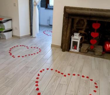 Vitorchiano Apartment | Idyllic La Casa nel Borgo Sospeso with Hot Tub & Views