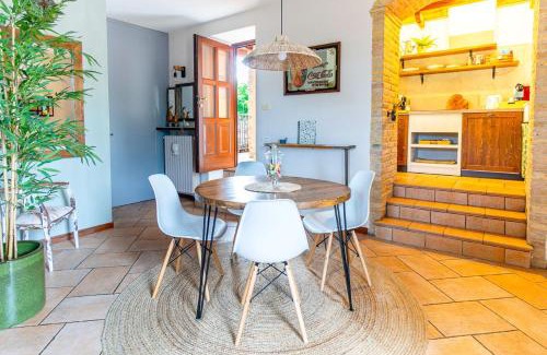 San Felice del Benaco Apartment | Guest Rated 10/10: La Casa nel Borgo for Family Getaways