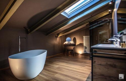 San Lazzaro di Savena Bed & Breakfast | Experience La Casa nel Parco: Top-Rated B&B with Ocean View