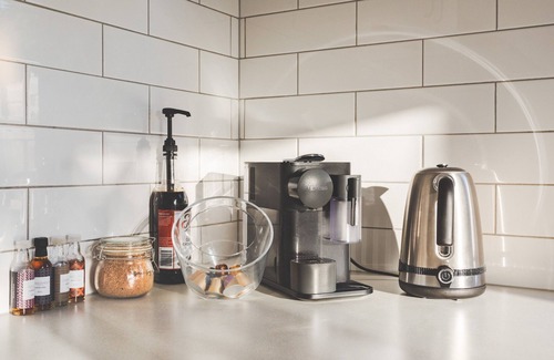 Newcomb House | Discover La Casa Serenità: Your Geelong Oasis Awaits