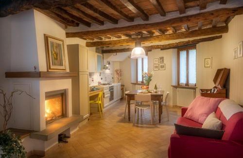 Mercatello sul Metauro House | Pet-Friendly Retreat at La Casa Sul Ponte - Rated 9/10!