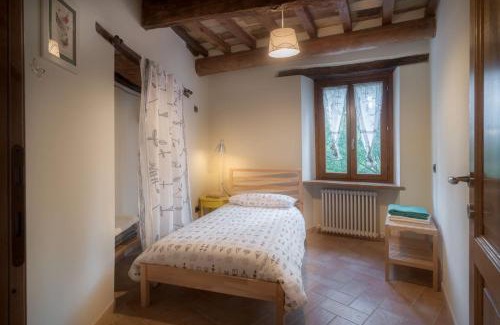 Mercatello sul Metauro House | Pet-Friendly Retreat at La Casa Sul Ponte - Rated 9/10!