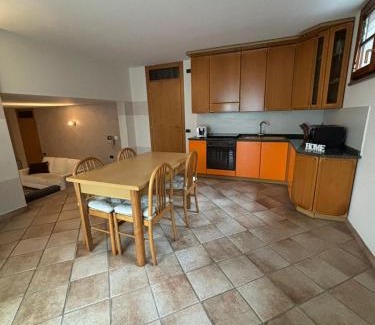 Ranzanico Apartment | Serene Getaway at La Casa Sul Lago - Family Friendly Stay