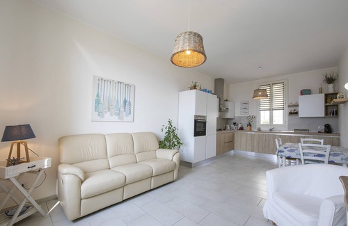 Ranco Apartment | Lakeview Retreat at La Casa Sul Lago Maggiore, Ranco