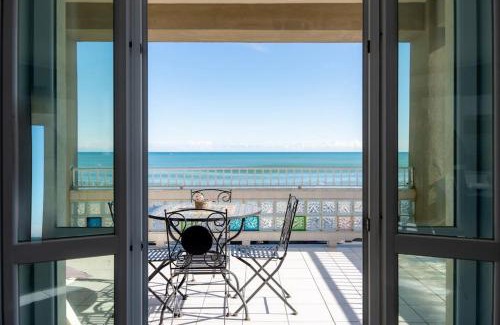 Agnone House | Discover La CASA sul MARE: Oceanfront Retreat Rated 9/10