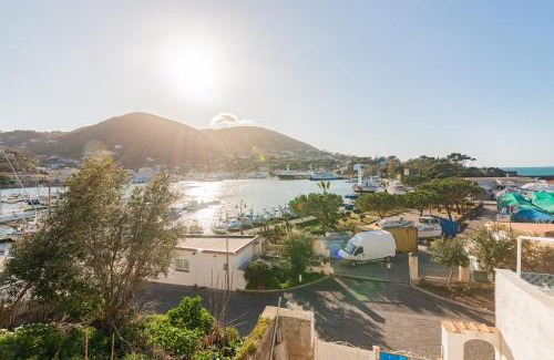 Ischia Porto Apartment | Top-Rated Family-Friendly Stay at La Casa Sul Porto