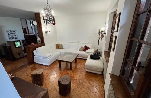 Polcenigo Apartment | Discover La Casa sulla Collina: Oceanfront Pet-Friendly Retreat