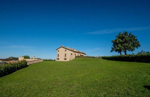 Rotella House | Scenic La Casa Vacanza with Vineyard Views & Family Amenities