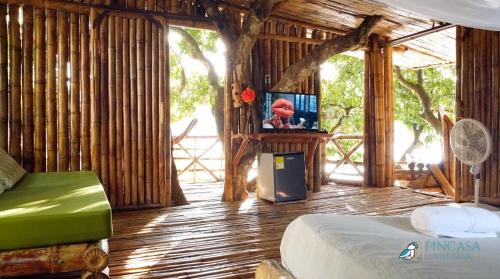 Purificacion House | La Casa White