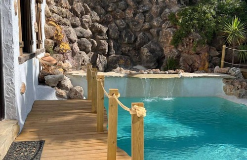 Iznajar House | Discover La Cascada: Poolside Retreat with Spa and Lake Views