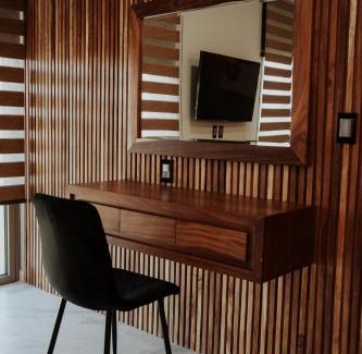 Juanacatlan Hotel | Experience La Cascada Hotel Boutique with Pool & Dining