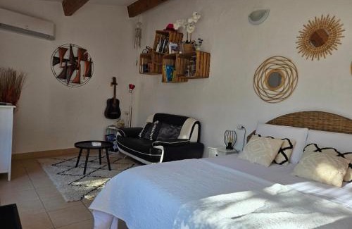 Montfort-sur-Argens House | Oceanfront Retreat at La Cascade de Carcès - Rated 9.3/10
