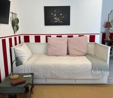 Torre Boldone House | GuestRoom Ia cascina di Bea: Pet-Friendly & Family Welcome