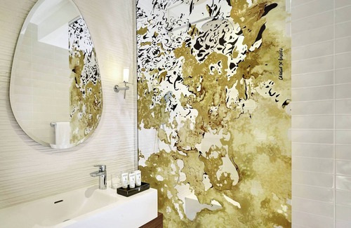 Reims City Centre Hotel | Relax at La Caserne Chanzy Hotel & Spa: Guest Rated 9.2