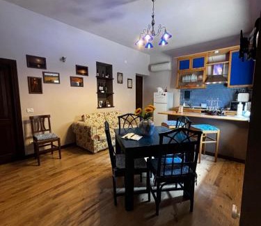Castiglione in Teverina House | Pet-Friendly La Casetta di Mary with Top Guest Rating 9.8