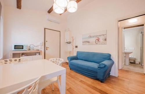 Est Apartment | La Casetta - 10 min da Stazione Verona Porta Vescovo