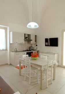 Andrano House | Child-Friendly Retreat at La Casetta 22: Guest Rated 9.8