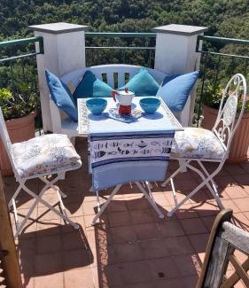 Montedomenico Apartment | Cozy La casetta dei pesciolini with Oceanfront Views