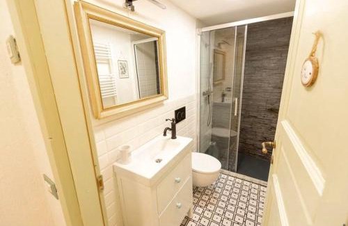 Trarego House | Discover La Casetta delle Ragazze Ribelli: Oceanfront Retreat
