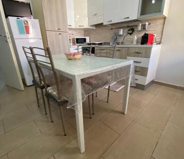 Avola Apartment | Family-Friendly Getaway at La Casetta di Ada