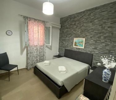 Avola Apartment | Family-Friendly Getaway at La Casetta di Ada