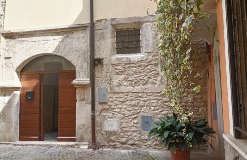 Sulmona House | Family-Friendly Retreat at La Casetta di Bianca, Rated 9.5/10