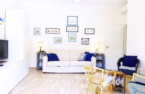 San Terenzo Apartment | Pet Friendly Retreat at La Casetta di Diletta - 9.4 Rating!