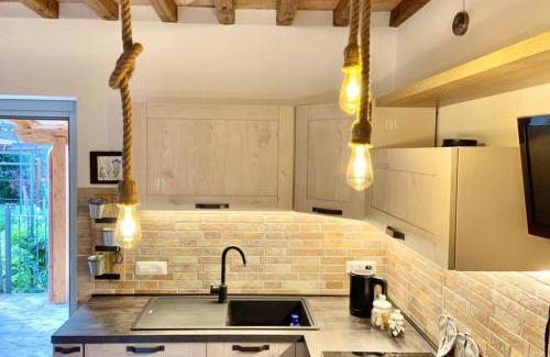 Terni House | Pet-Friendly Retreat at La Casetta di nonnaNà - 9.4/10 Rating