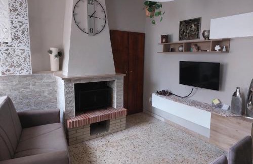 Lentella House | Cozy La Casetta di Rosa - Lentella, Guest Rated 9.1/10