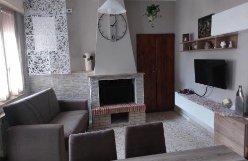 Lentella House | Cozy La Casetta di Rosa - Lentella, Guest Rated 9.1/10