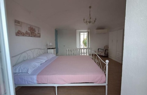 Treville House | Pet-Friendly Retreat: La Casetta di Treville, Rated 9.8