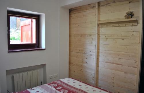 Abetone Apartment | Discover Comfort at La Casetta di Viola - 9.3/10 Rating