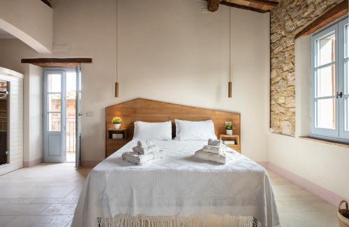 Montalcino Apartment | Indulge at La Casetta di Nise with Private Spa & Hot Tub