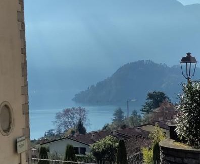 Azzano House | Oceanfront Escape at La Casetta - Rated 8.9 by Guests