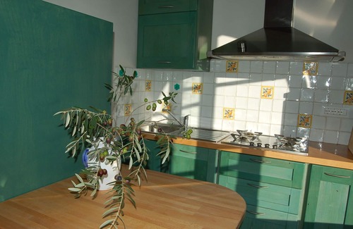 Casole d'Elsa House | Relaxing La Casetta: Countryside Retreat with Pool & Views