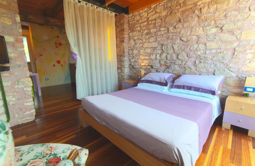 Bergamo House | Child-Friendly Retreat at La Casetta Nei Colli, Rated 9.1
