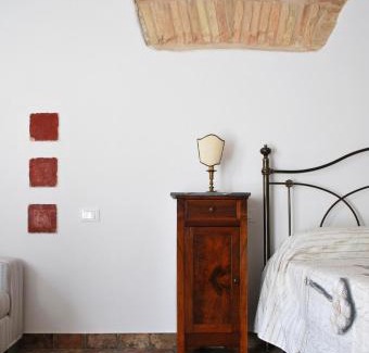 Faenza Bed & Breakfast | Stay at La Casetta nel Borgo: Family-Friendly Escape