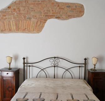 Faenza Bed & Breakfast | Stay at La Casetta nel Borgo: Family-Friendly Escape