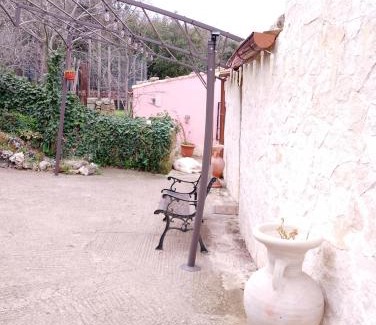 Noto Historic Centre House | La Casetta Nel Bosco Delle Nereidi