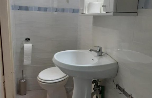 Bagnaia Apartment | Cozy La Casetta nella Tuscia: Pet & Child Friendly Retreat